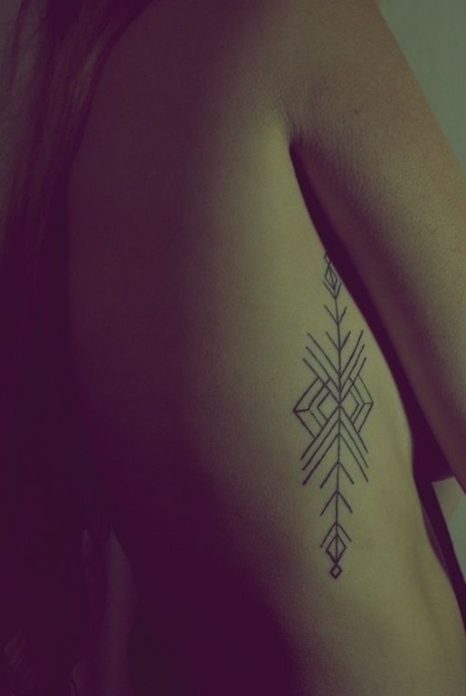 geomtricas_lado_da_tatuagem