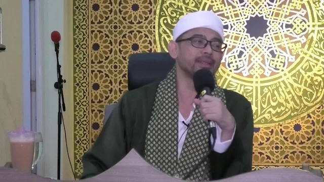 KH Luthfi Bashori Ingatkan Bahaya Aswaja Rasa Nasrani