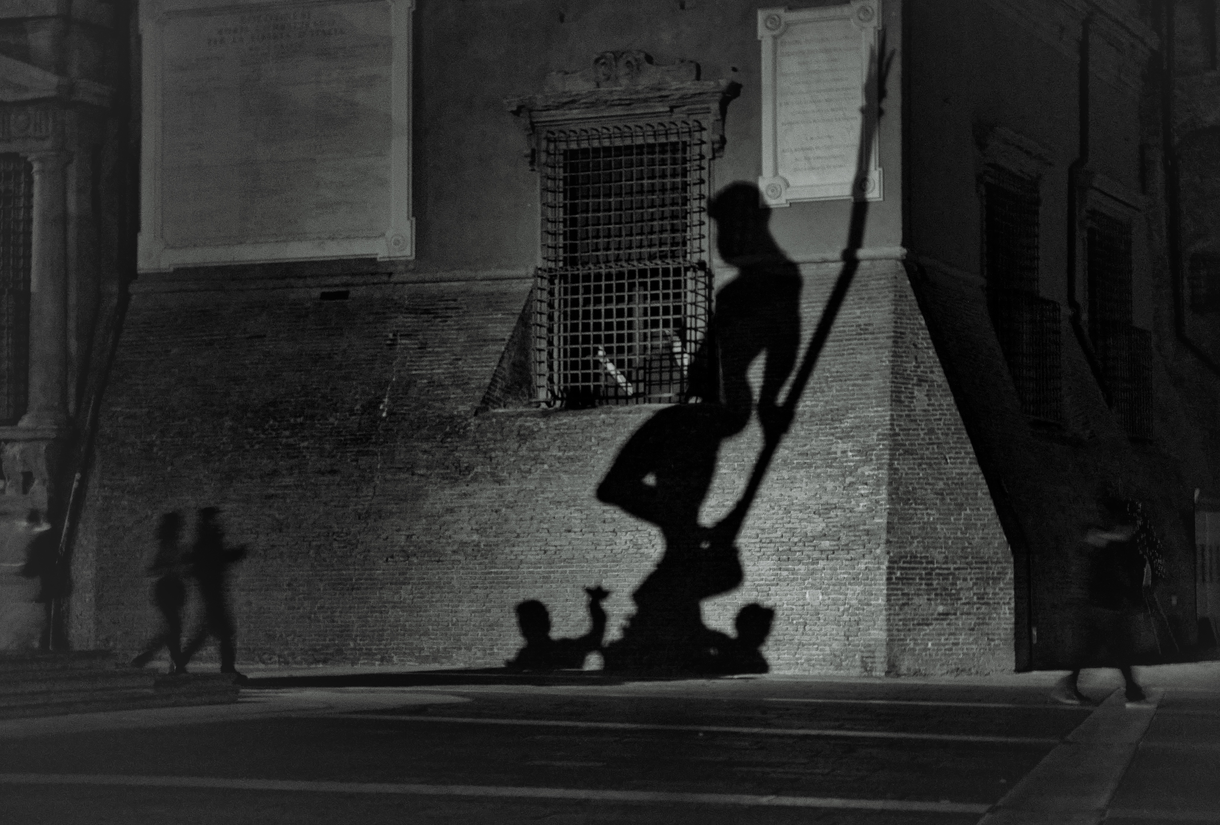 Sotto l'ombra di "Nettuno". di AntoMarPh