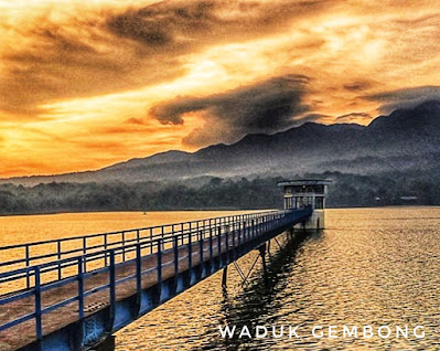 Bangunan belanda waduk gembong