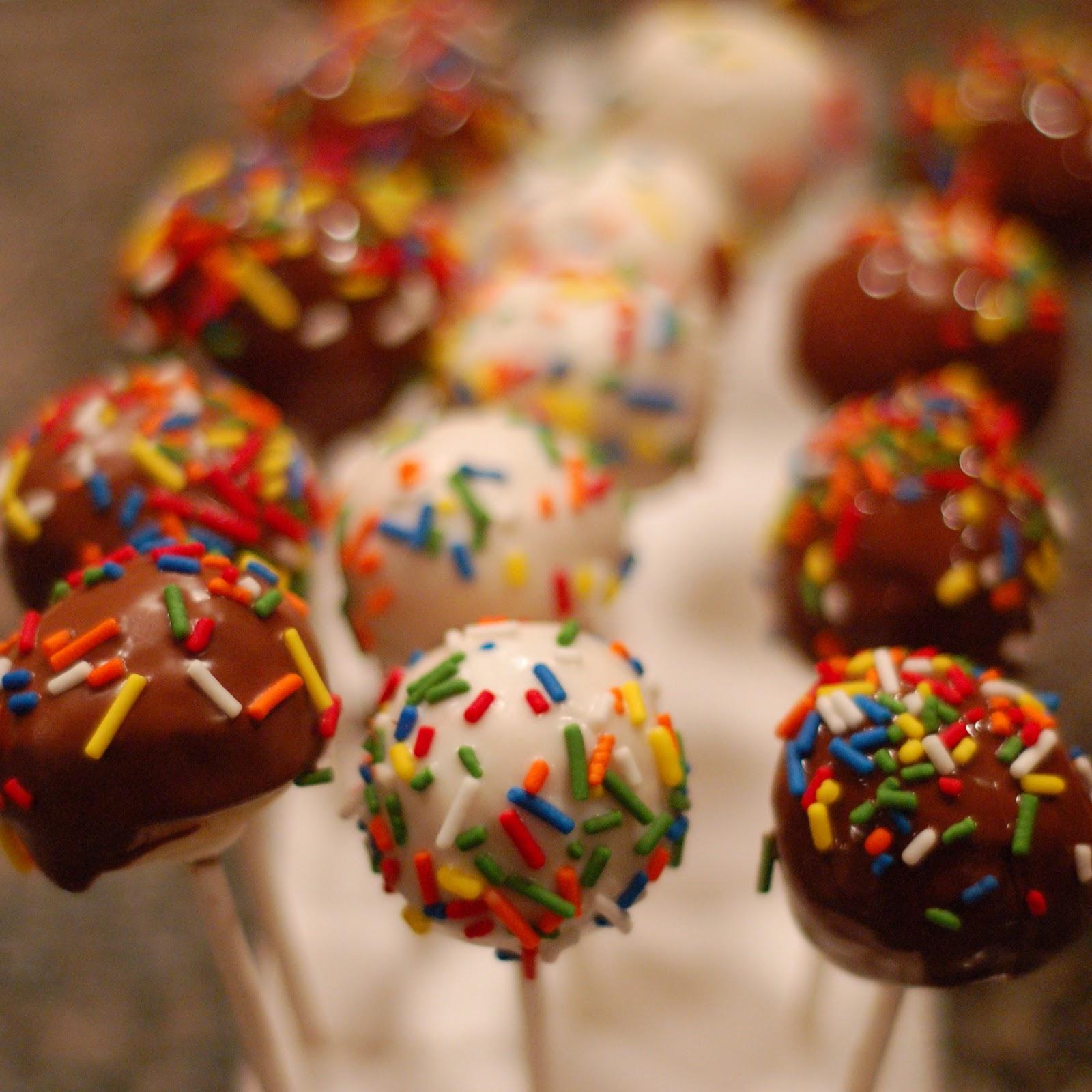 My first foray into cake pops