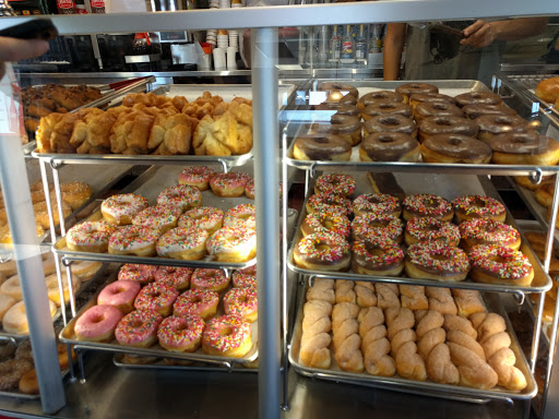 Donut Shop «BoSa Donuts», reviews and photos, 155 E Williams Field Rd, Gilbert, AZ 85295, USA