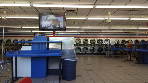 Laundromat «Wash Land Laundromat», reviews and photos, 6049 E Virginia Beach Blvd, Norfolk, VA 23502, USA