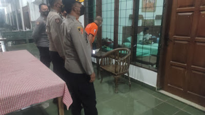 Pastikan Situasi Aman, Kapolres Jembrana Cek Tempat Isolasi Tahanan yang Terpapar Covid-19