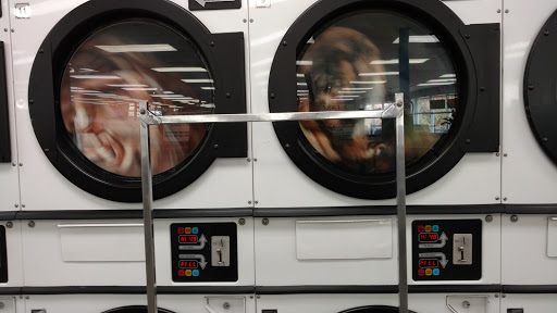 Laundromat «Family Wash Day», reviews and photos, 1415 Eastern Blvd, Essex, MD 21221, USA