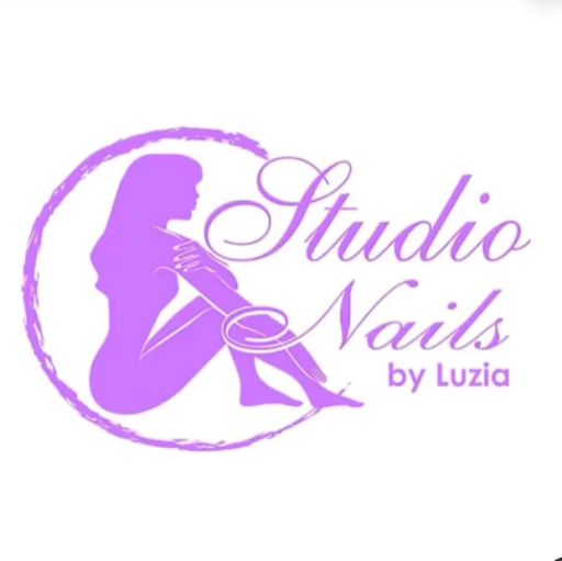 Studio Nails by Luzia logo