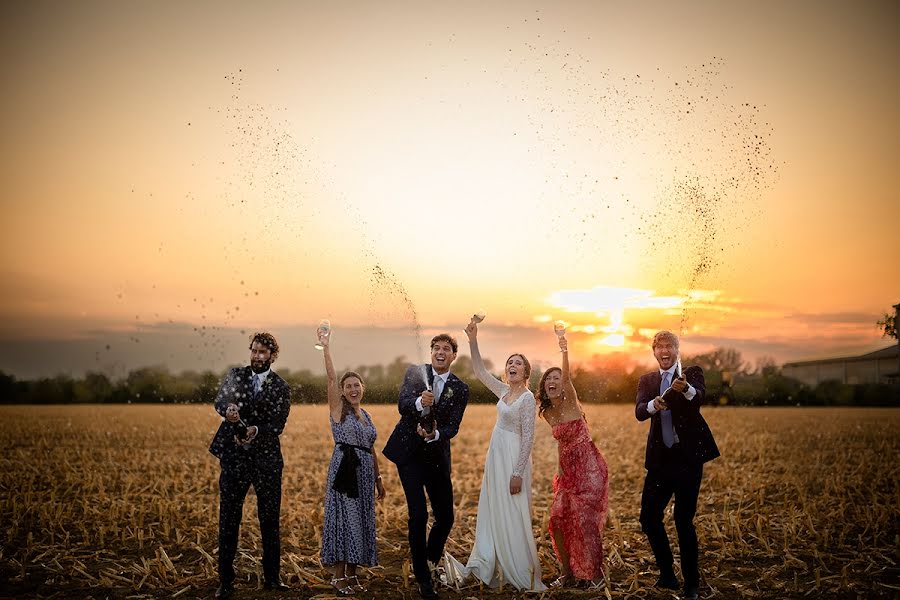 Fotografo di matrimoni Eugenio Luti (luti). Foto del 3 febbraio 2022