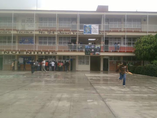 Escuela, Tuxtla Gutiérrez s/n, S.N.T.E., Puebla, Pue., México, Escuela | PUE