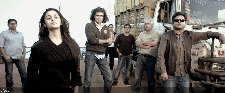 Alia Bhatt, Imtiaz Ali and AR Rahman on the sets of the movie Highway.