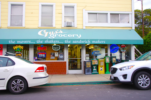 Gus's Grocery