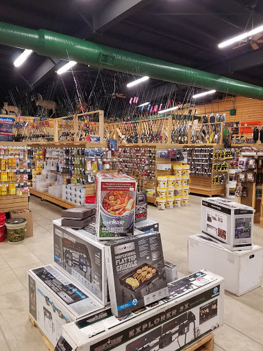 Sporting Goods Store «Great Lakes Outdoor Supply», reviews and photos, 14855 N State Ave, Middlefield, OH 44062, USA