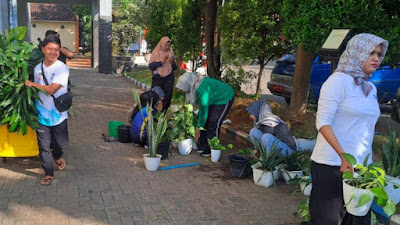 Hari Jadi  Lamongan ke - 455 , Kepala Dinas PMD Mengintruksikan Semua OPD Untuk Bersih - Bersih 