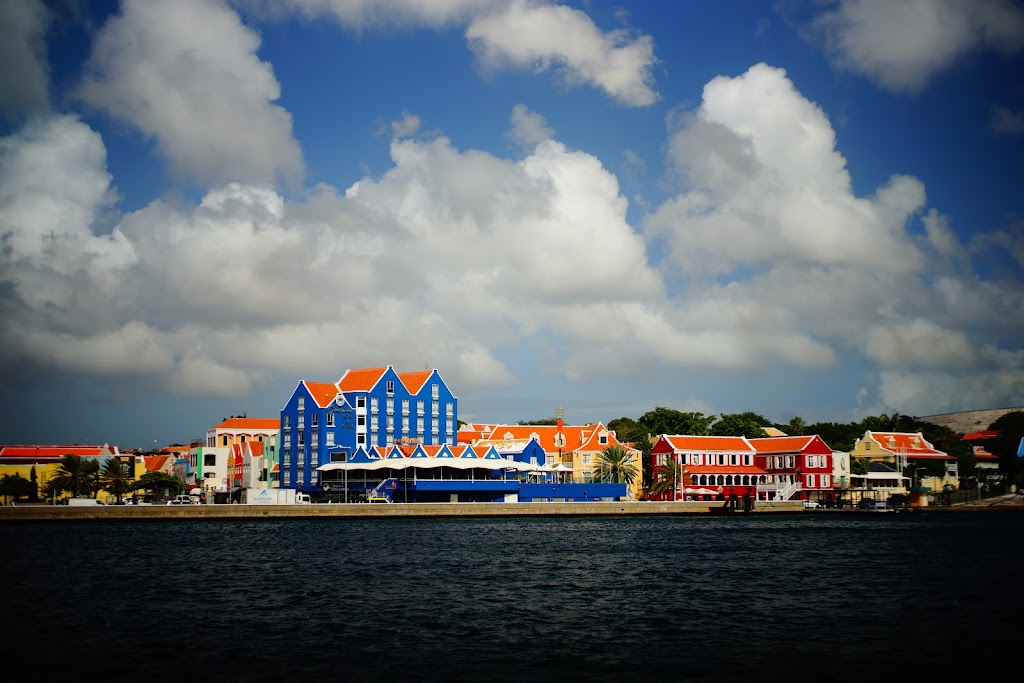 Willemstad walk