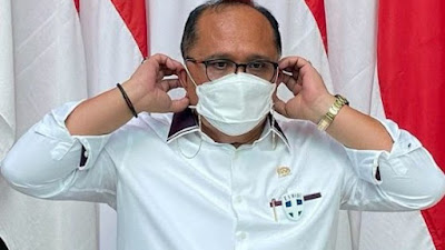 TEGAS! DPR Minta Kemendagri Sanksi Kepala Desa yang Dukung Jokowi 3 Periode