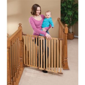 Kidco Angle Mount Wood Safeway