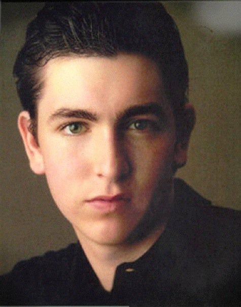 Nicholas Braun Profile Pics Dp Images