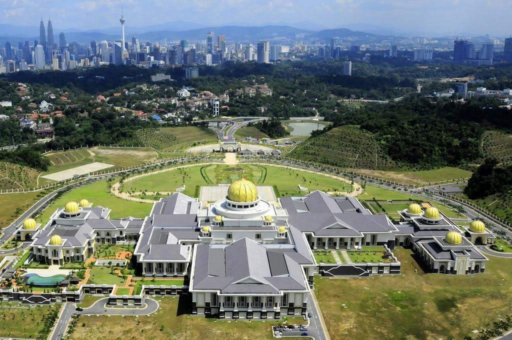 [Istana+Nurul+Iman+1%5B2%5D]