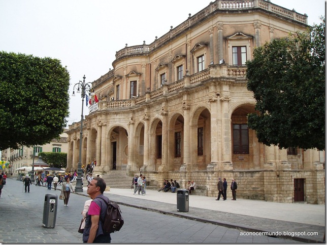 P5029379-Noto