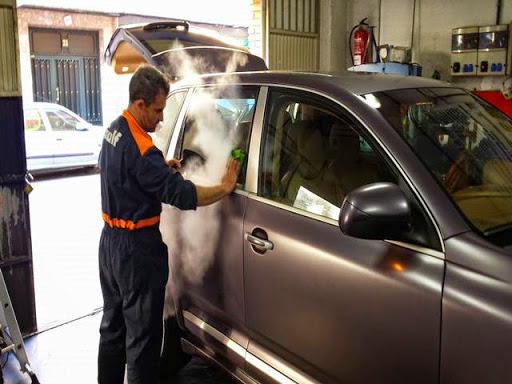 TALLERES LGA, LAVADO DE COCHES, MECÁNICA RÁPIDA, DESINFECCION DE AUTOMÓVILES, LIMPIEZA DE MOTORES 