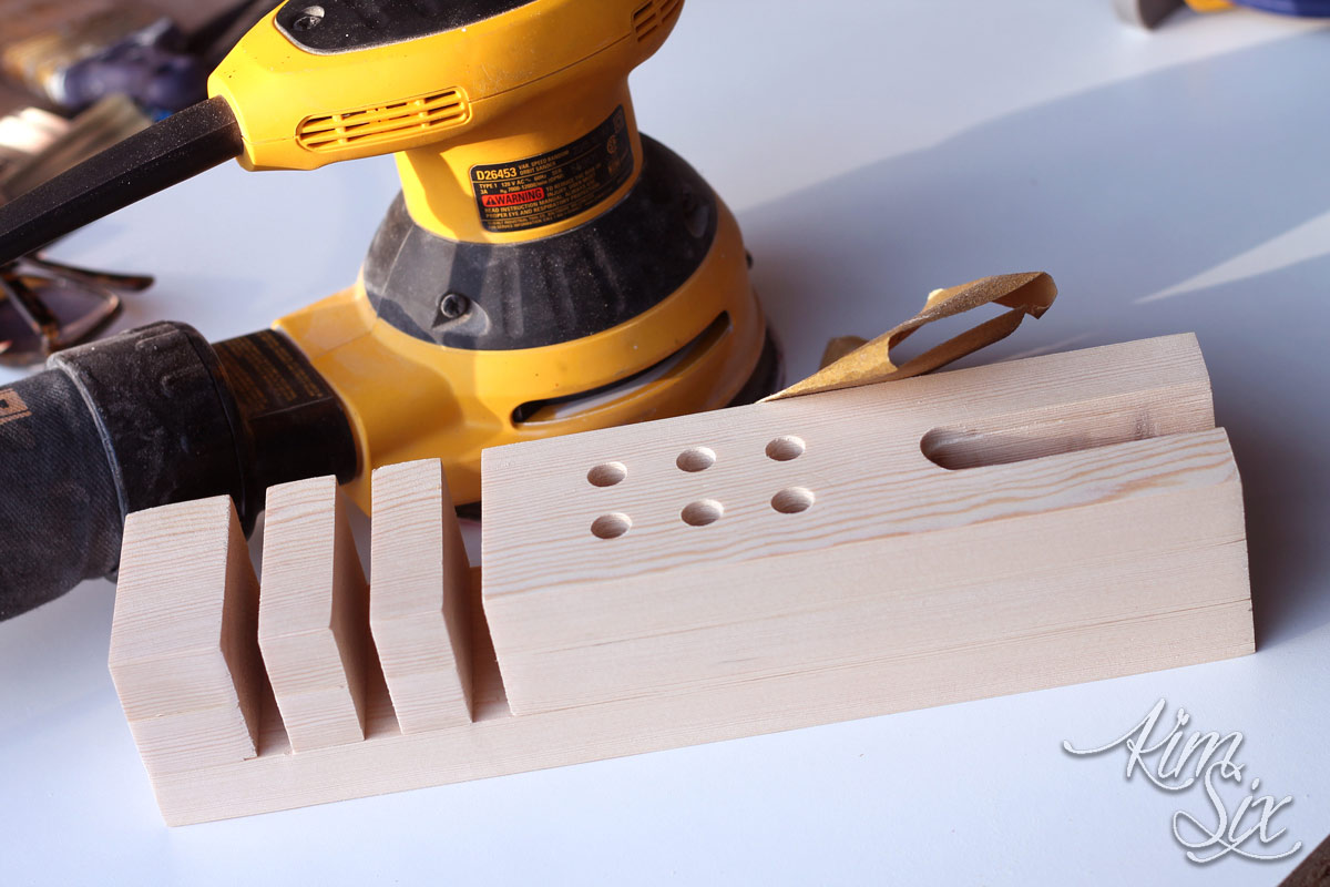 Sanding desk organizer