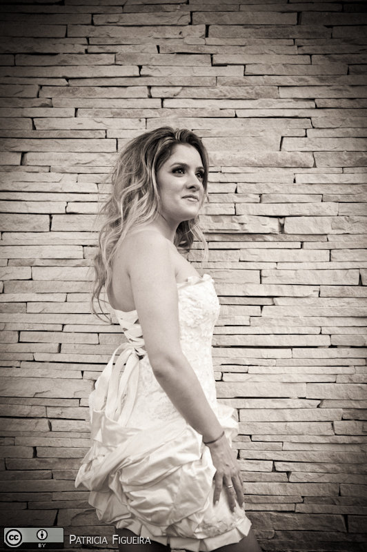 Foto 0141pb do casamento de Andressa e Vinicius Foto de casamento 0141pb de Andressa e Vinicius. Marcações: 02/04/2011, Casamento Andressa e Vinicius, Fotos de Vestido, Marie Lafayette, Teresopolis, Vestido, Vestido de Noiva.