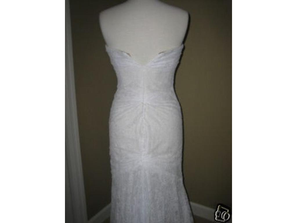 Vera Wang Size 10   Used Wedding Dresses   PreOwnedWeddingDresses.com