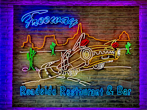 Freeway Restaurant Bar & Rooftop logo