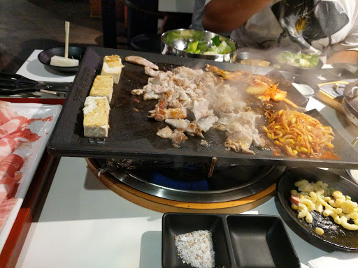 Korean Barbecue Restaurant «Eight Korean BBQ», reviews and photos, 6681 Beach Blvd, Buena Park, CA 90621, USA