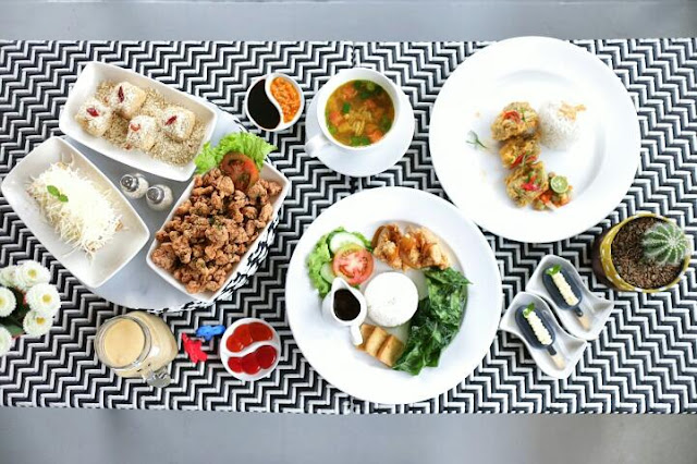 REVIEW NOM NOM EATERY | BEST CAFE BANDUNG 2017