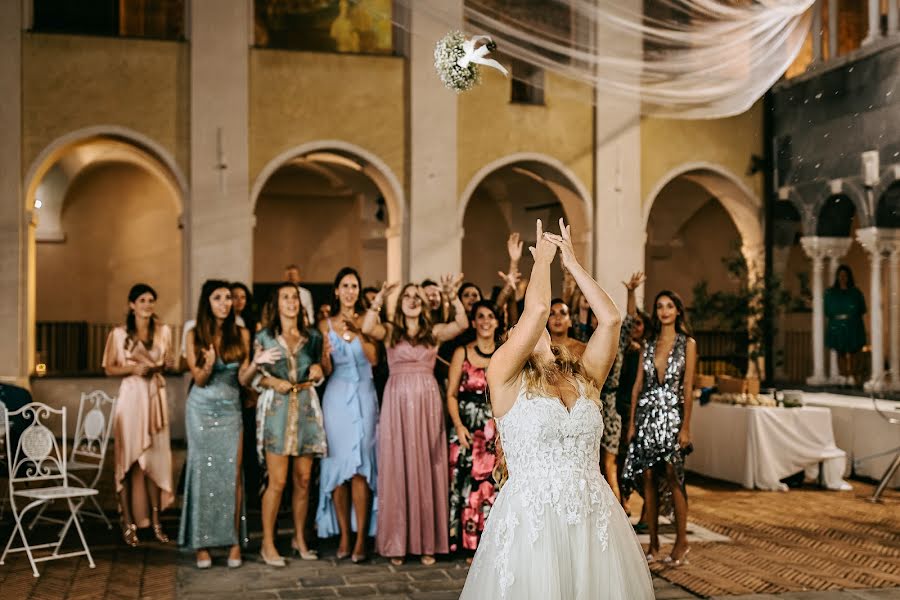 Fotografo di matrimoni Mattia Vannini (mattiavannini). Foto del 3 aprile 2022