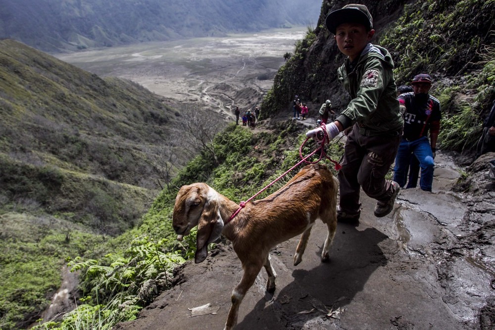 mount-bromo-yadnya-kasada-12