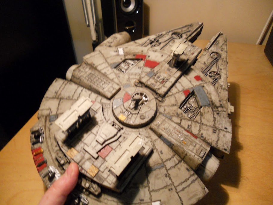 YT-1300f light freighter Millennium Falcon DSCN0390