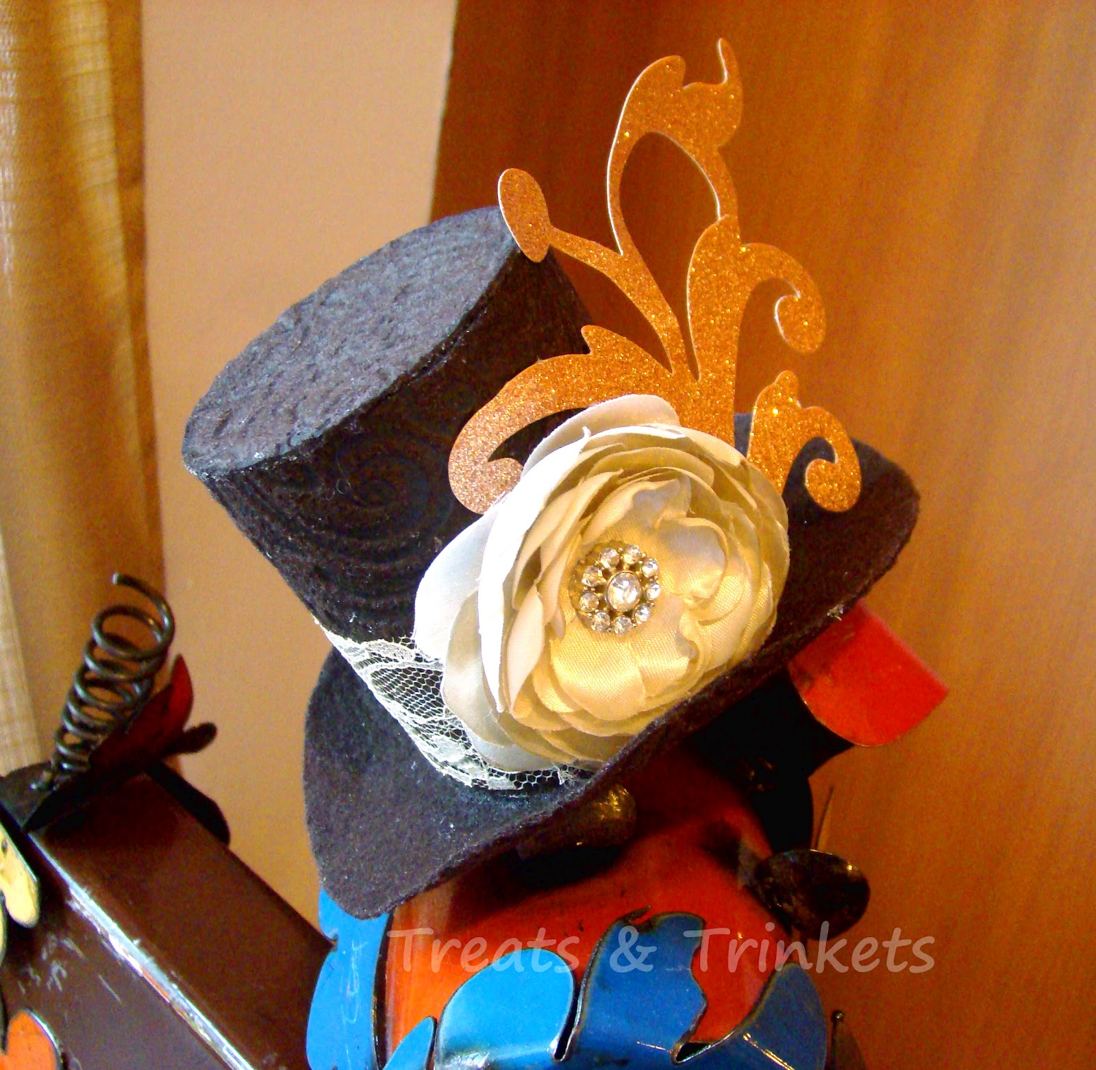 Treats Trinkets Tiny Top Hat Tutorial