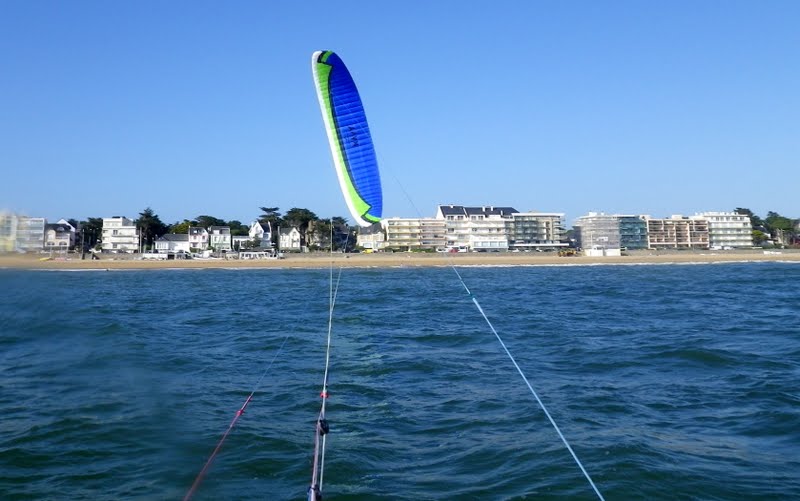 Vers l'estuaire de la Loire (Pornichet/LaBaule, St Brévin...) au fil du temps... - Page 12 Pornichet_kitesurf_0030w