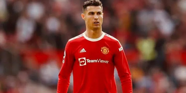 Ronaldo to leave Manchester United 