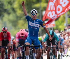 Jakobsen schiet raak na een bloedstollende sprint in de Ronde van Spanje