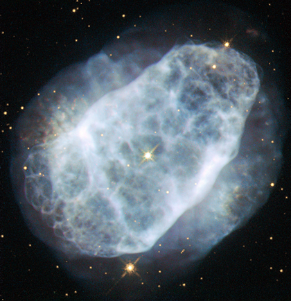 nebulosa planetária NGC 6153