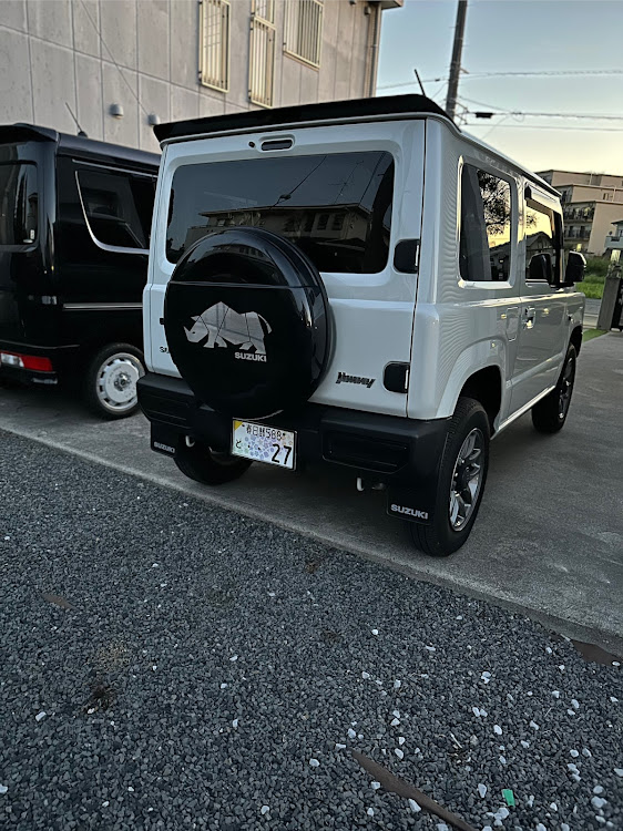 ジムニーの梅雨明け・熱中症に気をつけて!!・納車されて一番最初のカスタム・暑いんじゃボケェ(´・ω・｀)・セミスモに関するカスタム事例の投稿画像2枚目