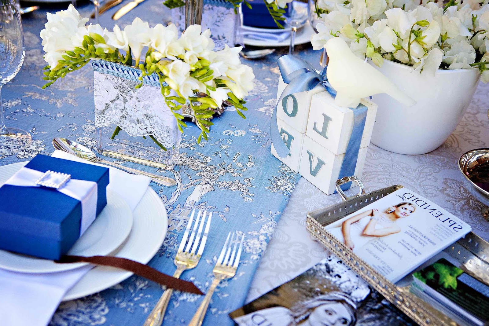 Romantic Country Table in Blue