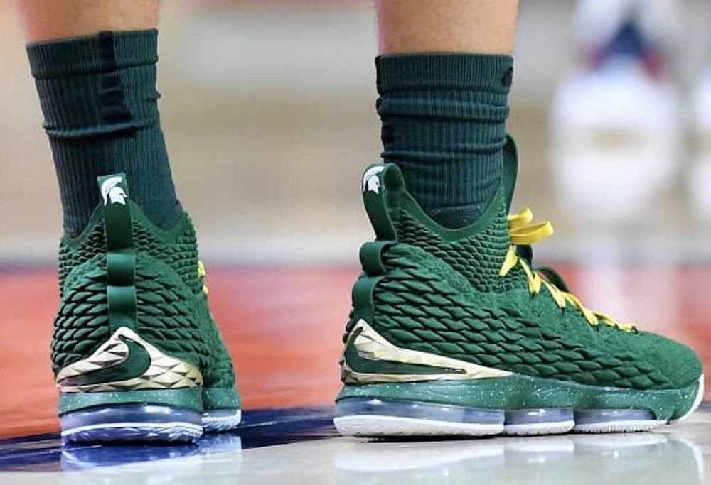 lebron 15 low green