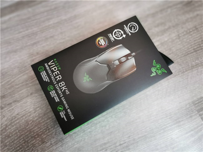 Gói của Razer Viper 8KHz