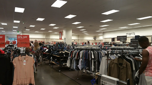 Department Store «Nordstrom Rack The Shops at Park Lane», reviews and photos, 8050 Park Lane North, Dallas, TX 75231, USA