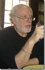 Walter D. Mignolo. Semiólogo Argentino. Profesor en Duke University. Clic para descargar su artículo Walter D. Mignolo. Semiólogo Argentino. Profesor en Duke University. Clic para descargar su artículo