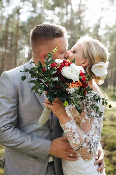 Fotografo di matrimoni Roberts Vidzidskis (rabarberts). Foto del 18 agosto 2019