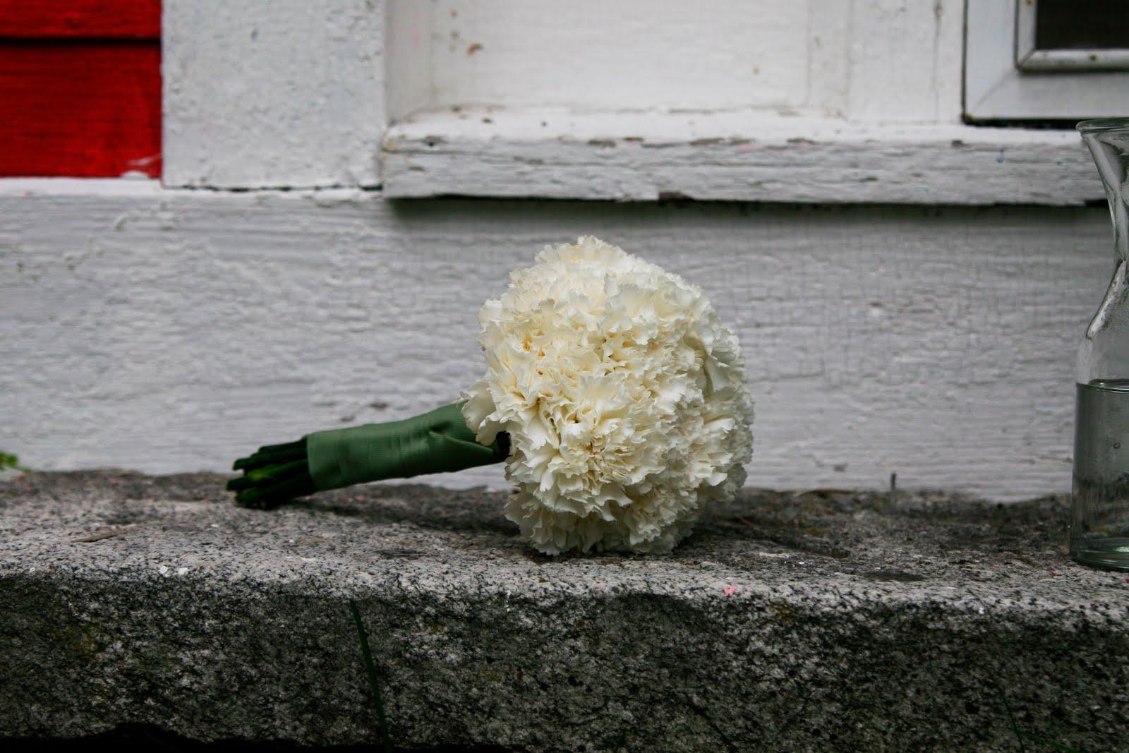 white carnation bouquets for