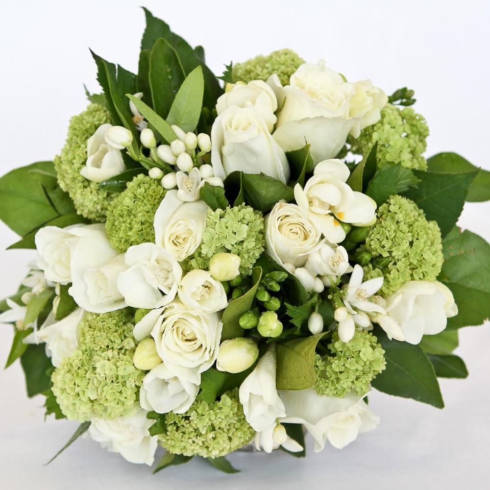 white wedding bouquets