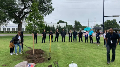 Memorial tree planted for former QuikTrip security guard and police officer who died after shooting