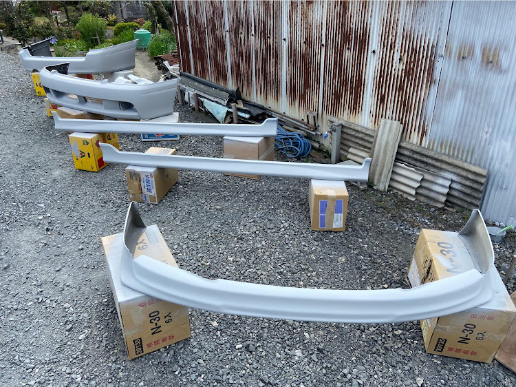レガシィツーリングワゴンのDIY・全塗装・体が焼けすぎて、熱いに関するカスタム事例の投稿画像2枚目