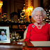 Φόρο τιμής στον Φίλιππο απέτισε η βασίλισσα Ελισάβετ στο χριστουγεννιάτικο μήνυμά της