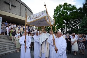 ,,Boże Ciało,,Parafia NMP.Matki Kościoła Świdnik 26.05.2016.fot.Mariusz Kiryła (1 z 1)-44.jpg